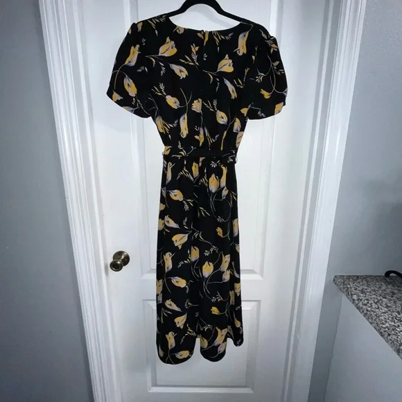 Modcloth | Dresses | Modcloth Elegant Blackgold Floral Dress | Poshmark